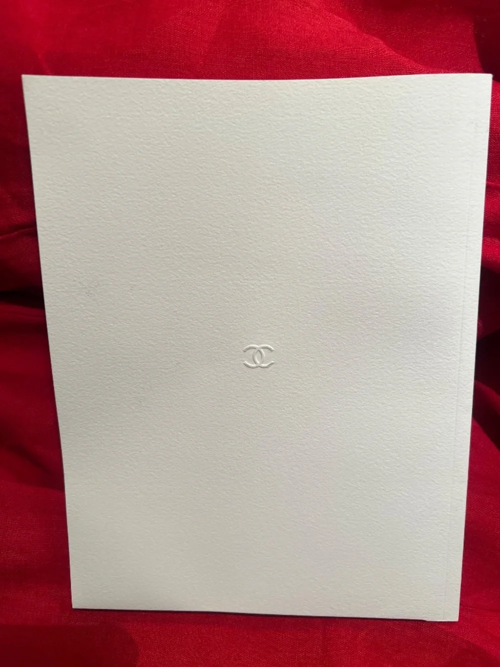 New 2020 CHANEL Haute Couture Printemps Été Collection Lookbook & Linen Bag
